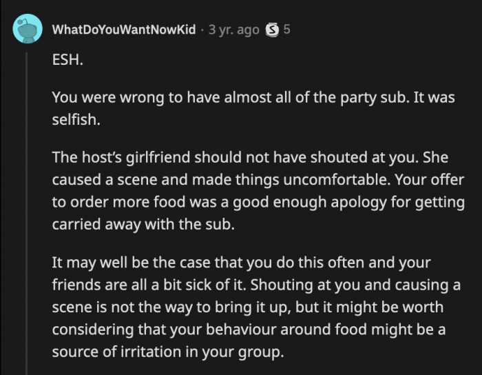 In the ocean of comments calling OP an a**hole, someone pointed out that nearly everyone involved handled things poorly.