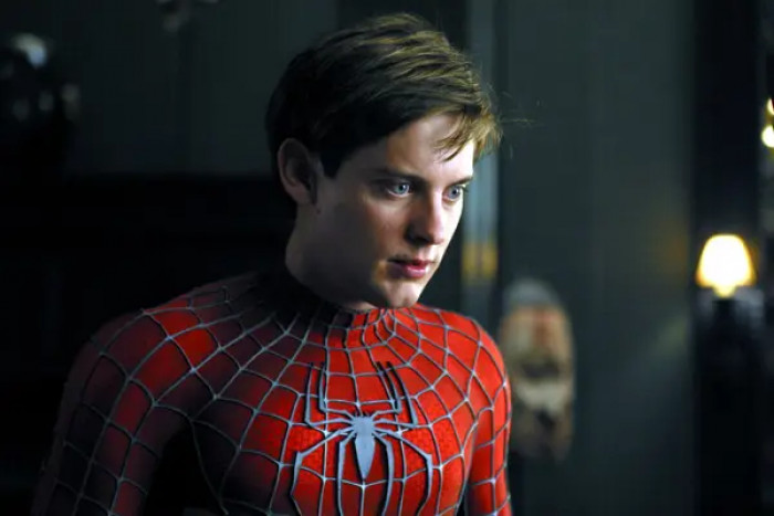 9. While Tobey Maguire was on set, Holland, Zendaya, and Batalon made numerous inside jokes with him.
