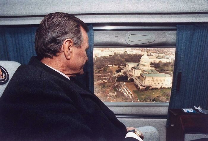 "President George Hw Bush Gazes At The Capitol In Helicopter After Leaving Clinton Inauguration 1992"