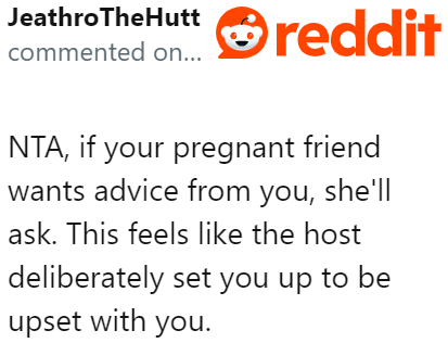 Redditors smell something fishy in this situation.