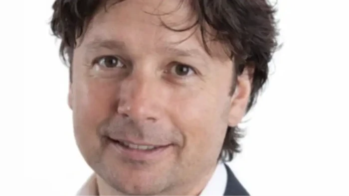 UK Foreign Office statement backdrop with officials supporting family amid Griffiths death.