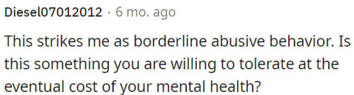 OP's girlfriend has potentially abusive behavior.