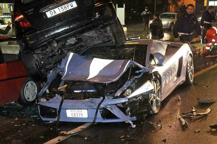 "Perhaps The Fastest Police Car In The World Is A Pile Of Junk. The Lamborghini Gallardo Della Polizia Had To Dodge A Traffic Hooligan – And It Was Flattened"