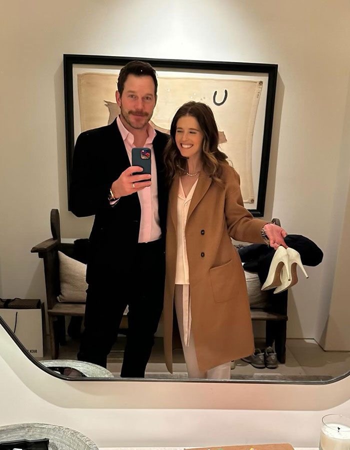 Despite her initial nerves, she described how the two became “fast friends,” demonstrating their natural chemistry, which translates effortlessly into their roles in the film.