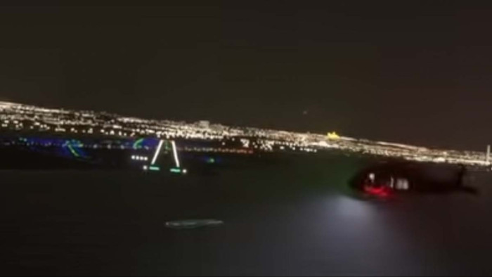 Simulation view showing pilots moments before an American Airlines aircraft collision.