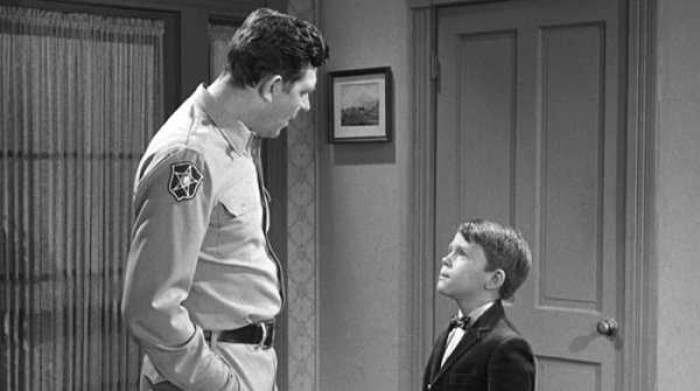 2. 'The Andy Griffith Show' presents to us this father-son duo, Andy and Opie Taylor