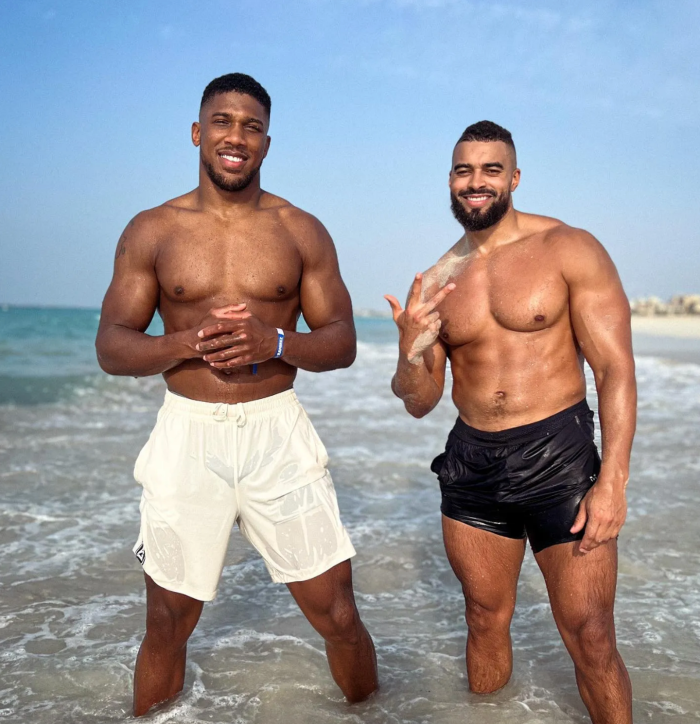 Anthony Joshua supporters discuss road safety after tire burst collision concerns