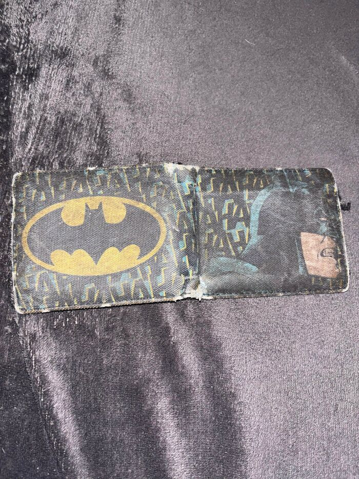 "Gave My Dad This Wallet When I Was 4; I’m Going To Be 16 Soon, And He Still Uses It"