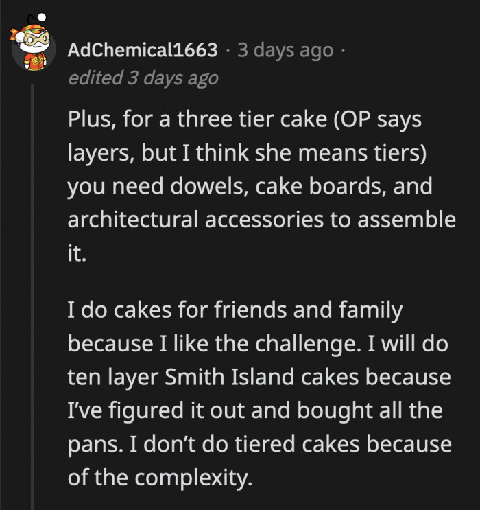 Even experienced bakers are siding with OP because they know how complex a 3-tier wedding cake is.