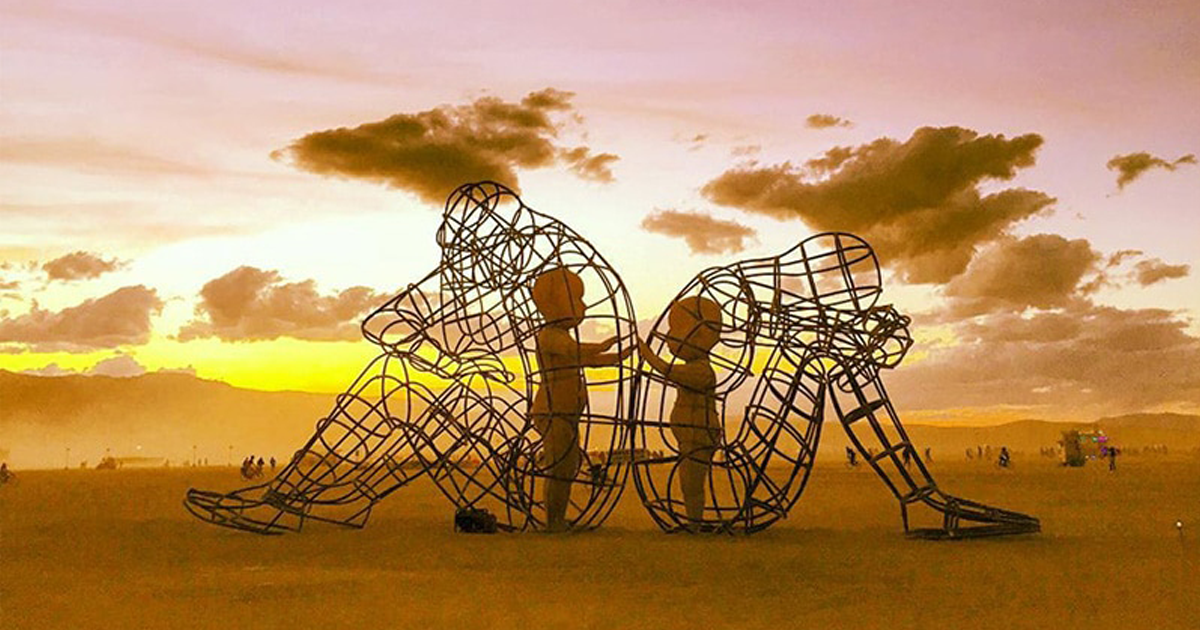 La Luz Interior: Encontrando La Conexión A Través Del Conflicto