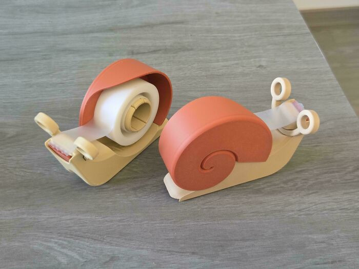 "Tape Dispenser - Snail"