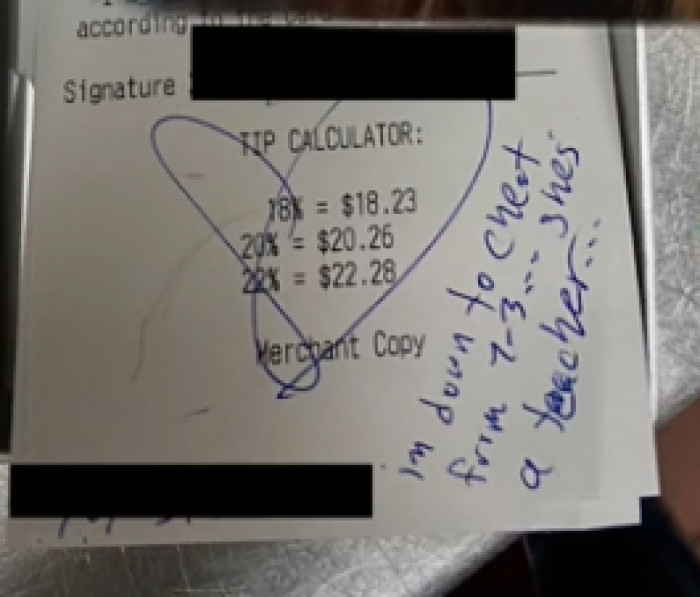 The receipt with the note left for the TikToker