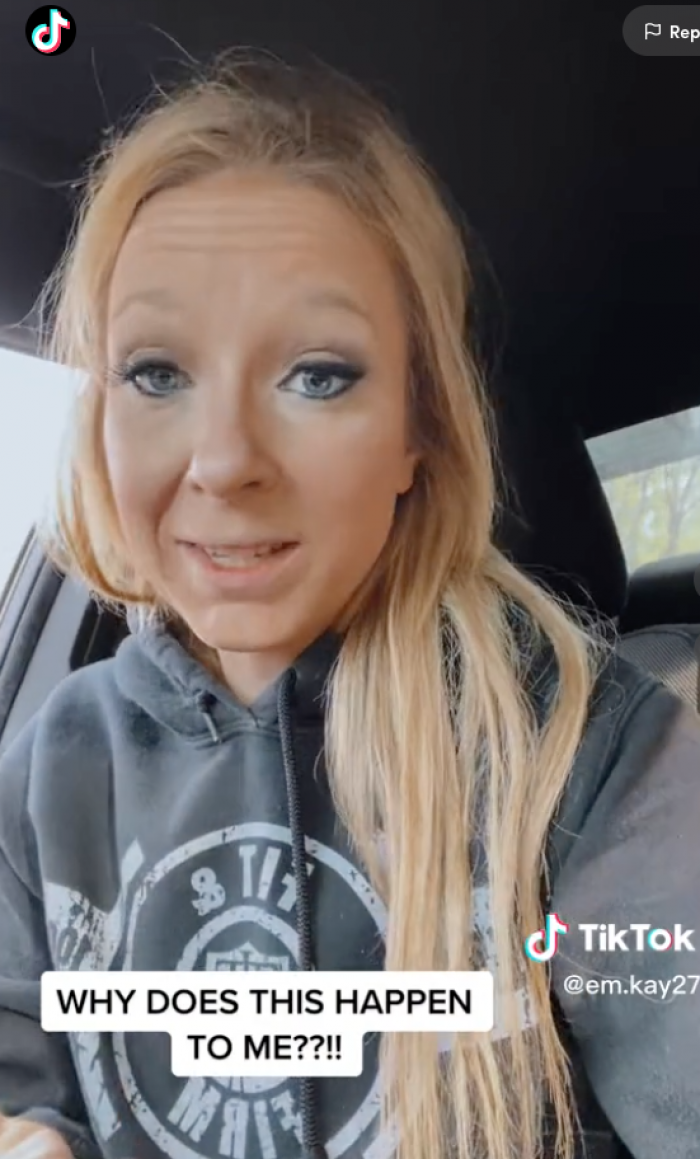 This lady goes to TikTok to explain exactly what happened with the Barbie that was supposed to be delivered.