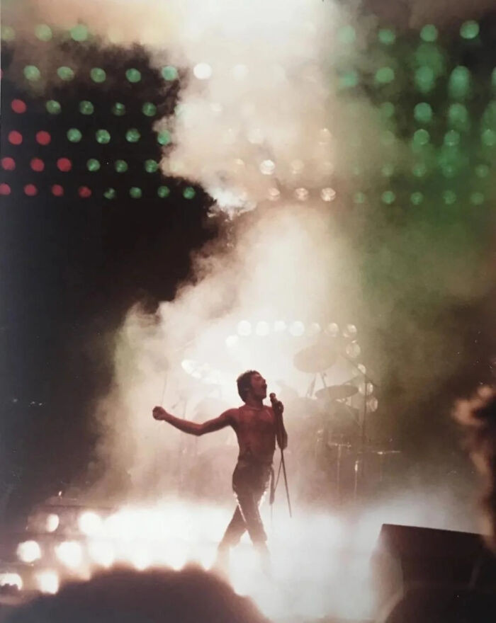 "A 16 Yo Snuck Her Camera Into A Queen Concert In '78 And Got This Gem"