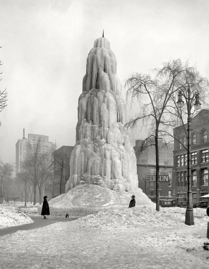 46. Years ago, this fountain in Detroit, Michigan, was left running, allowing it to build layer upon layer into this 30-foot icy spectacle.