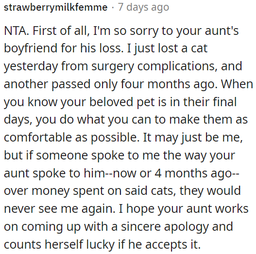 OP's aunt should apologize sincerely.