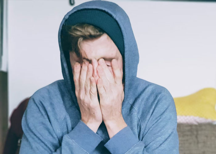 6. “I had a dream where everyone in my life treated me like she treats me every day and in my dream it made me kill myself, I woke up in tears and realized truly just how abusive she is. ”