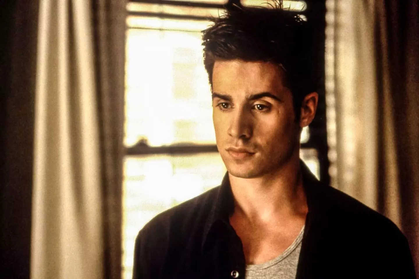 Freddie Prinze Jr returns as Ray Bronson.