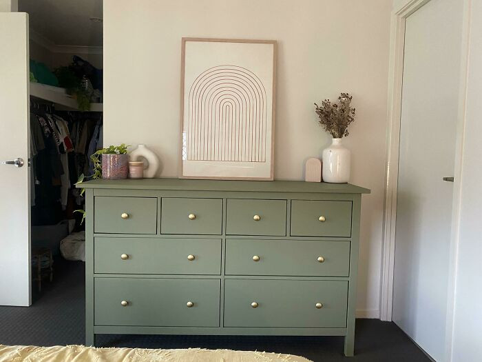 31. Give an old Hemnes dresser a touch of paint, and it'll look brand new