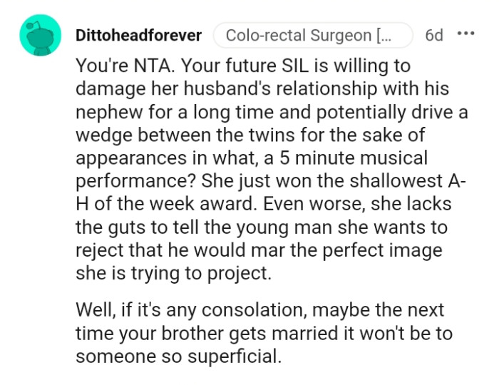 She just won the shallowest AH of the week award