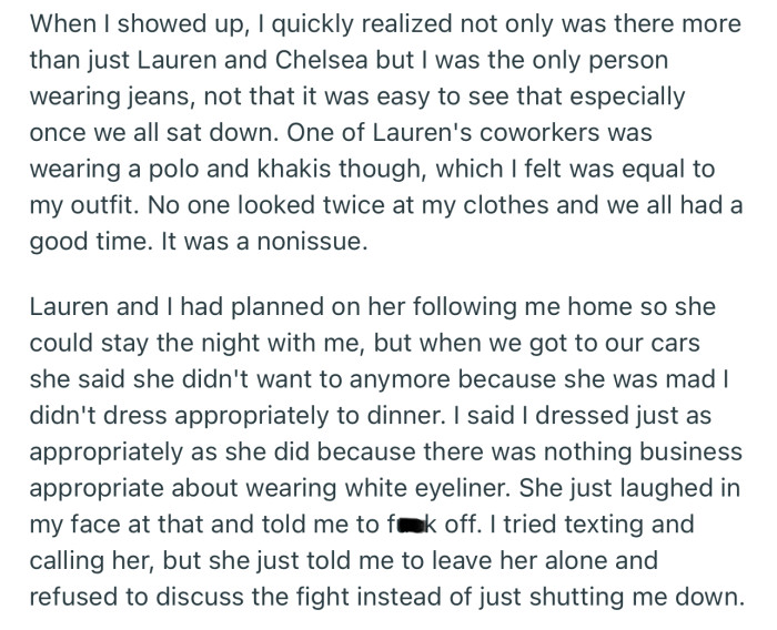 OP turned up to his girlfriend’s work dinner in casual wear, which upset her