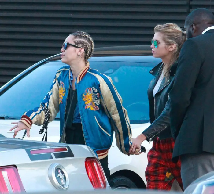 6. We have Miley Cyrus and Stella Maxwell