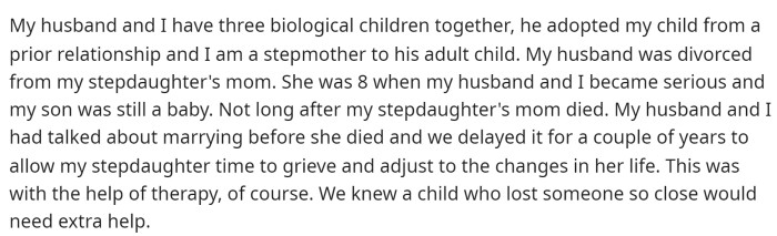 OP starts off by explaining their complicated family background and history. This helps to clarify who is who in the story.