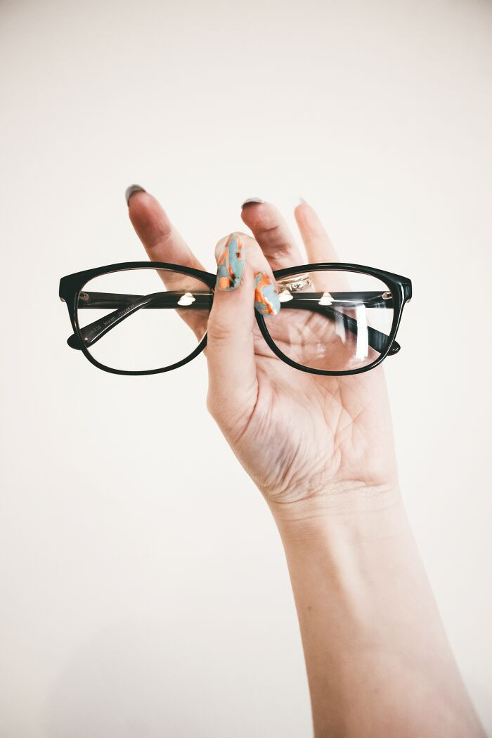 2. Things to know about wearing glasses