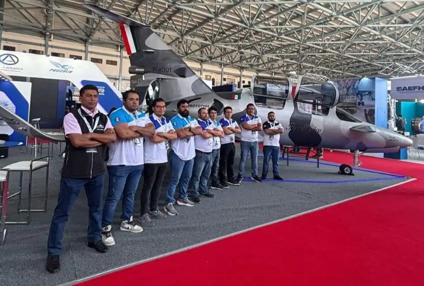 Fourteen years of research and development by a 25-person engineering team led to Oaxaca Aerospace’s unveiling of the PE-210A at the recent Mexican Aerospace Fair.