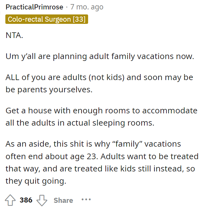 People came to the comments, and most of them told her that she was NTA here and that her request is valid.