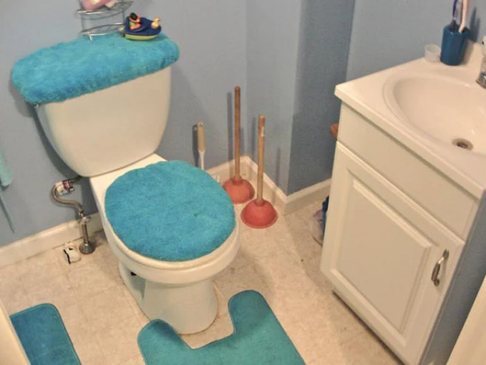 16. Coordinating Bathroom Sets