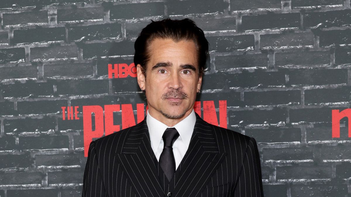 Colin Farrell discusses his role as the Penguin.