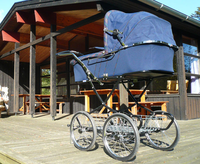 16. Danish people leave their children outside of stores when they go shopping.