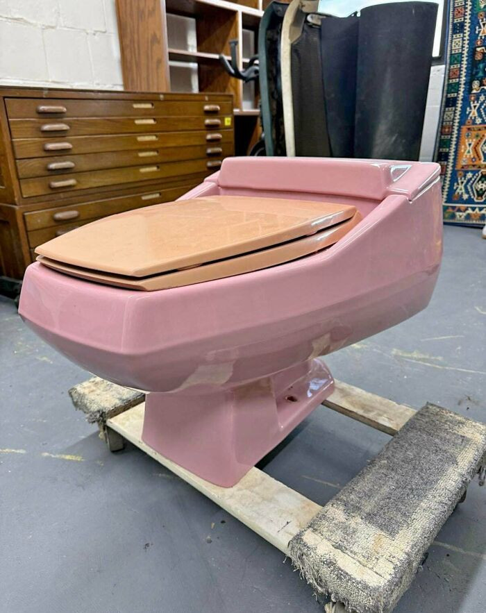 "70s Koehler Toilet"