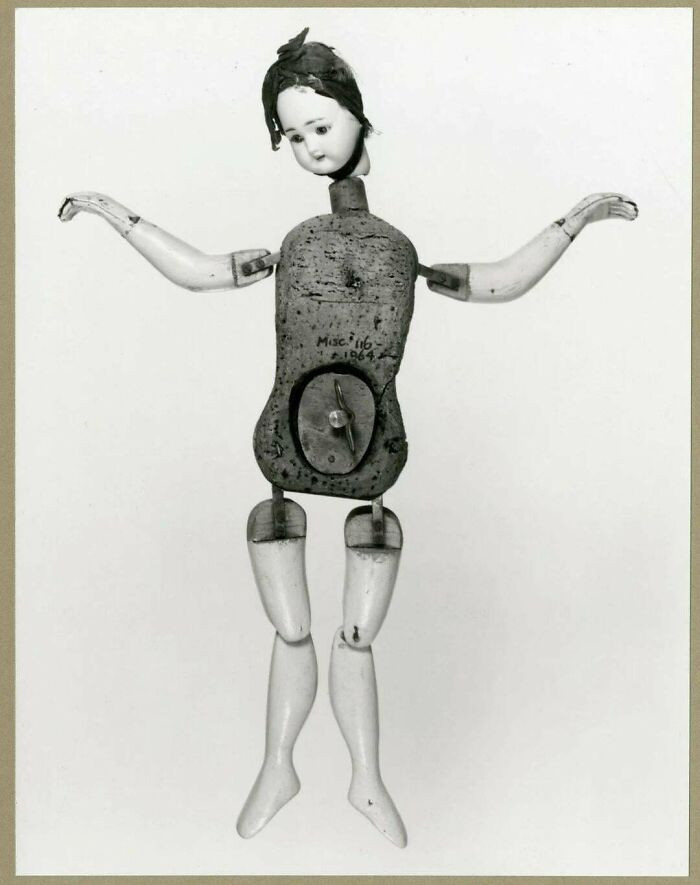 "Mechanical Swimming Doll,1905"