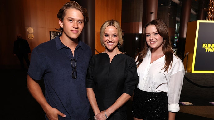 Reese Witherspoon, flanked by her stunning lookalikes Ava (daughter) and Deacon (son). Style and charm definitely run in this family