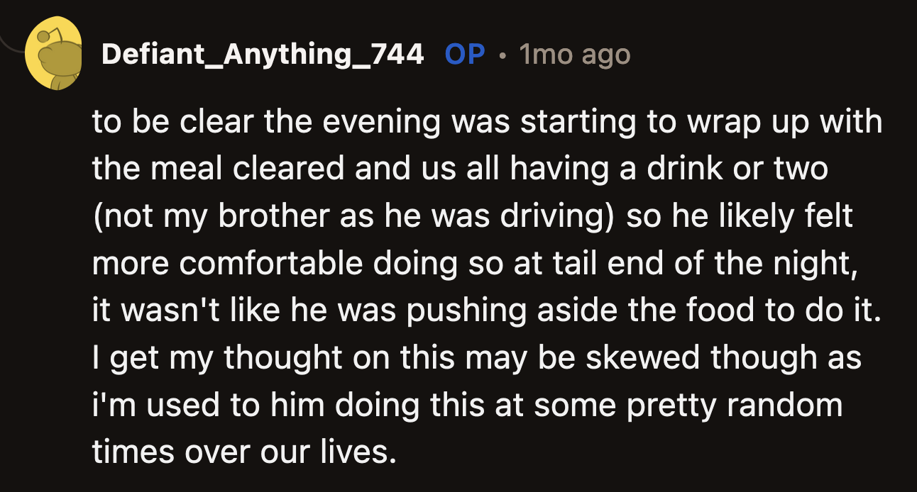 OP clarified that the nail painting session happened after dinner was over. Her brother didn't interrupt anyone's meal to put varnish on her fingernails.