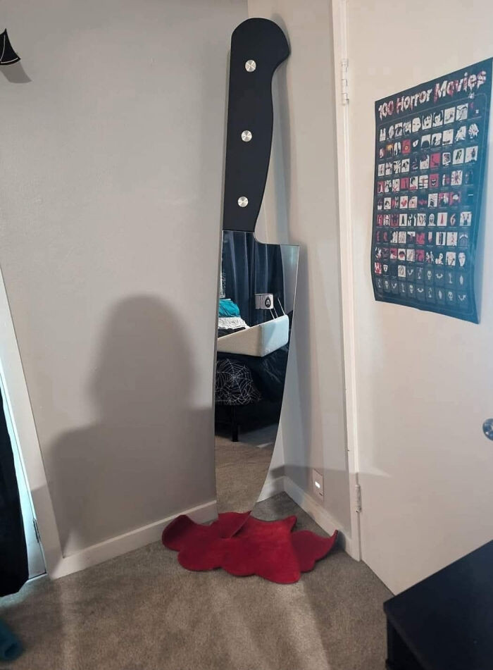 "A Knife Mirror"
