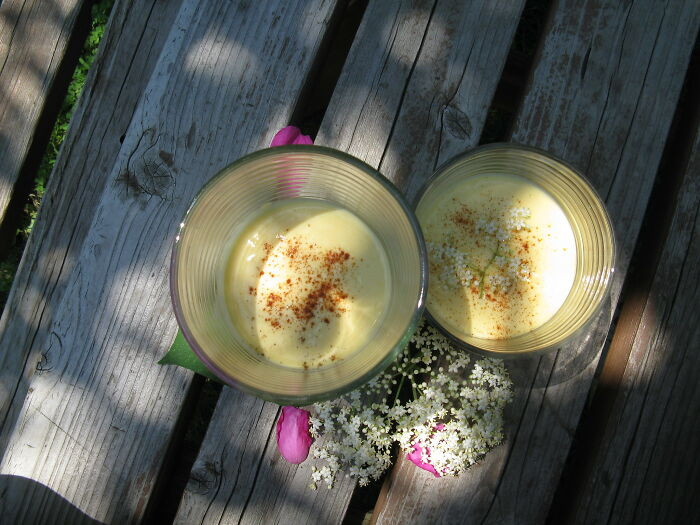 A chef who exclusively makes tea