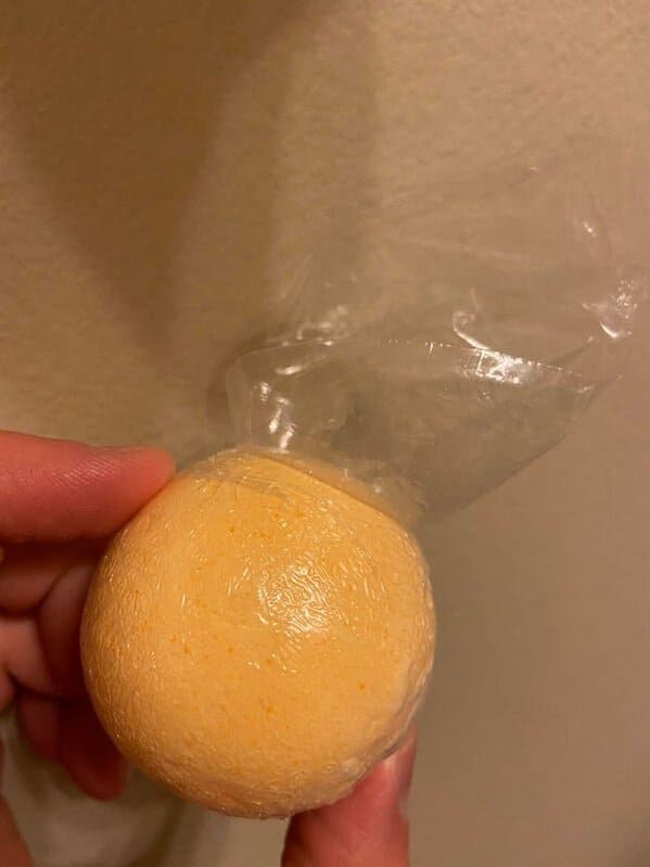 17. “Finally managed to open one of these impossible-to-open-without-nails bath bombs only to discover it came with reinforcements…”