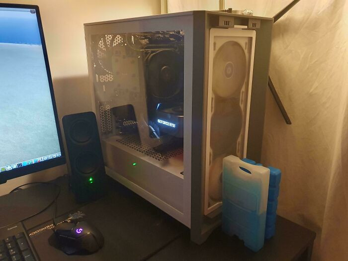 "My GPU Is 15°C Cooler And My CPU 10"