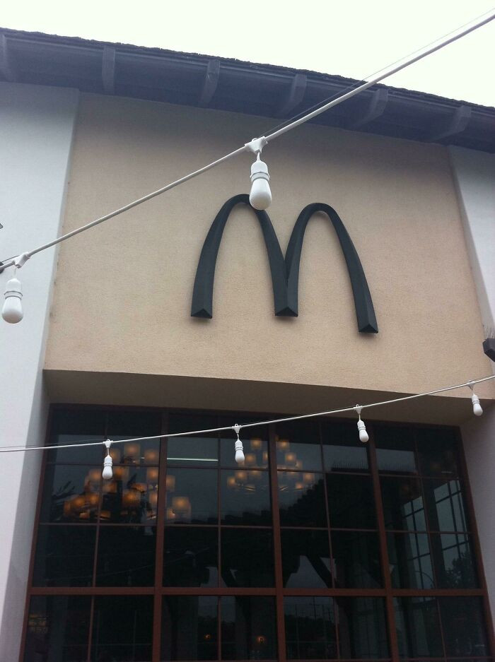 "Shiny McDonald's Logo Type:dark"