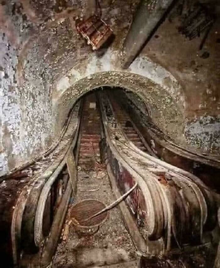Abandoned Subway Station