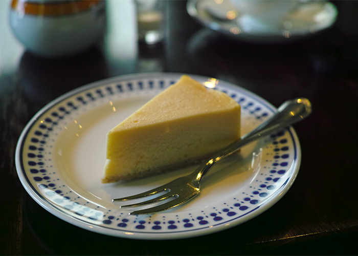 Let the stars guide you - not just any stars, but those awarded by a trusted food critic. These golden opinions will give you an idea of your dinning experience will look like