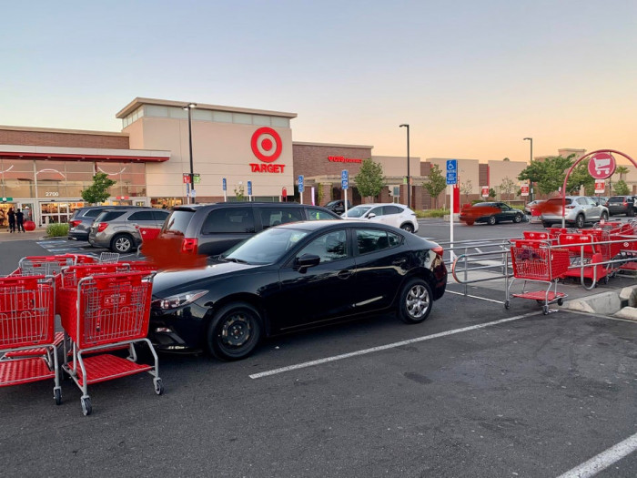 19. Instant communal payback for trashy behavior