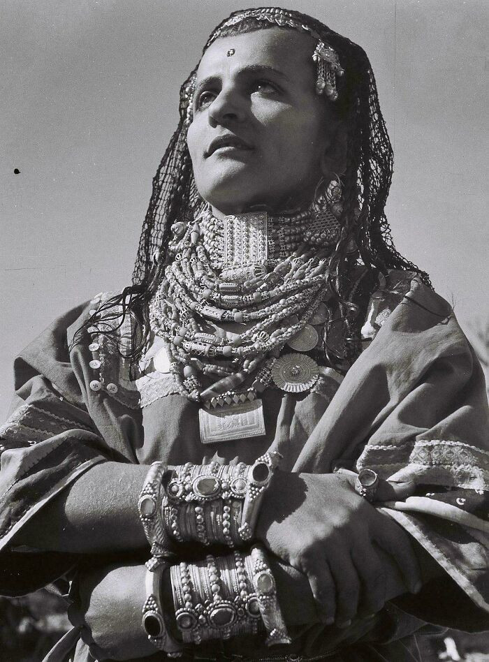 A Yemenite Habbani Woman Wearing Her Traditional Clothes And Jewelry