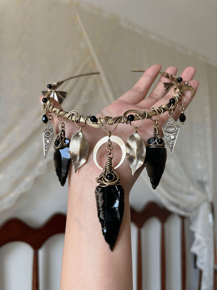 "I Made This High Priestess Choker Using Obsidian And Brass"