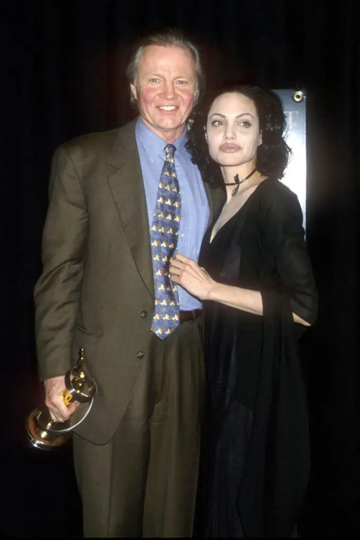 21. Angelina Jolie's dad is actor Jon Voight, who won the 1978 Best Actor Academy Award.