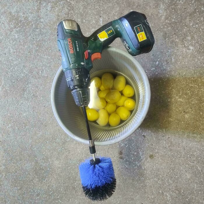 "Fast Way To Clean New Potatoes"