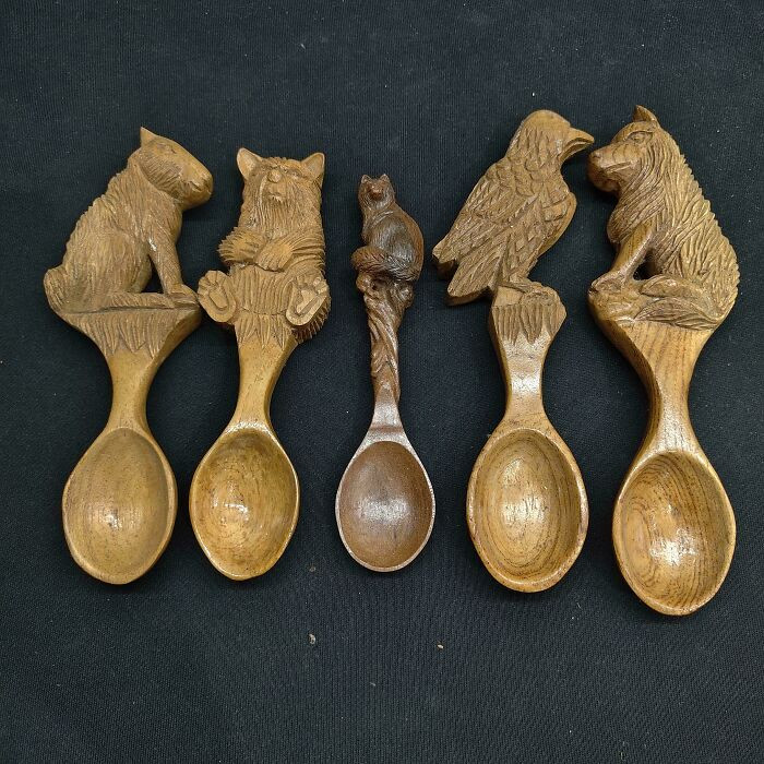 "Hi Everyone, I Have Finished Carving This Spoon Made Of Wood. What Do You Think?"